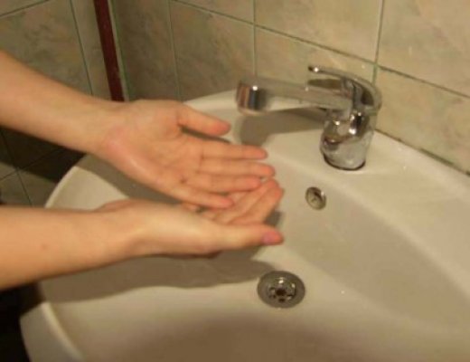 Se întrerupe furnizarea apei în mai multe zone din Constanţa